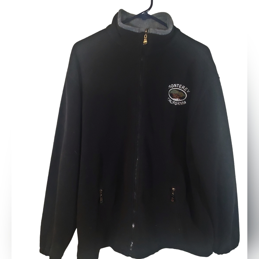 Mens Fleece Jacket Medium Monterey CA Black Full Zip‎ Up Lightweight Zip Pockets